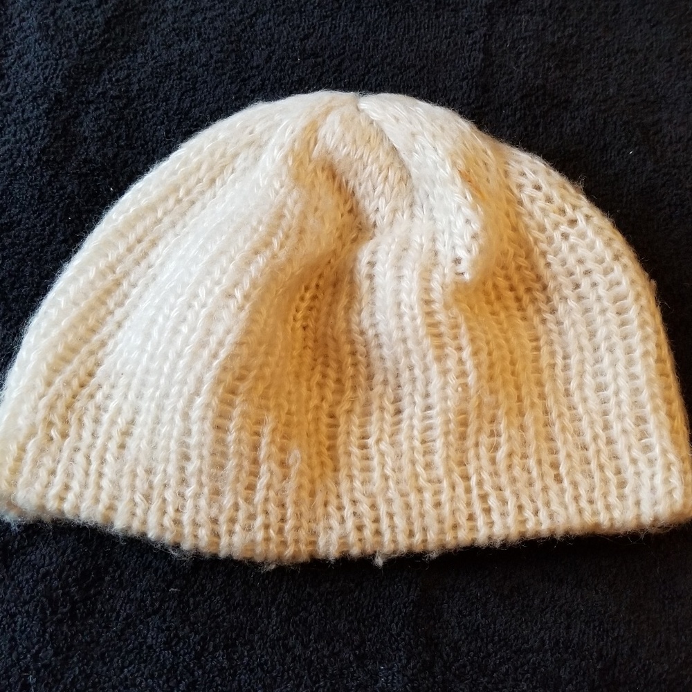 CW Off White Knit Hat Women's New